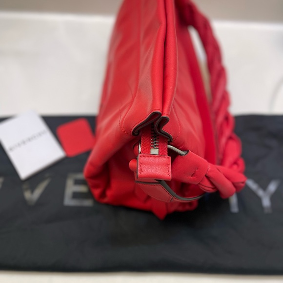 Authentic Designer purse. Givenchy - Picture 11 of 12